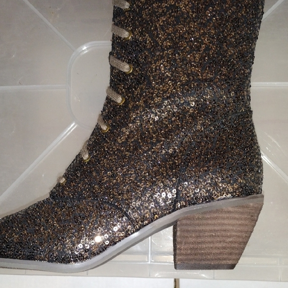 Joyfolie Bryce Boots In Bronze Sequin Lace-Up Knee-High - Sz9 - Picture 17 of 17
